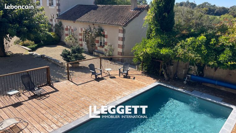 Maison 18 pièces 418 m²