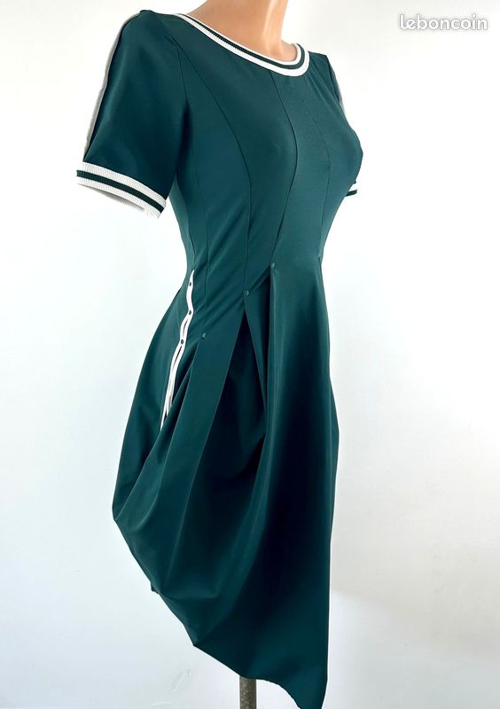 Robe élégante HIGH By Claire Campbell - Taille XL - Couleur Orange Vif - Longueur 117 Cm - Neuf