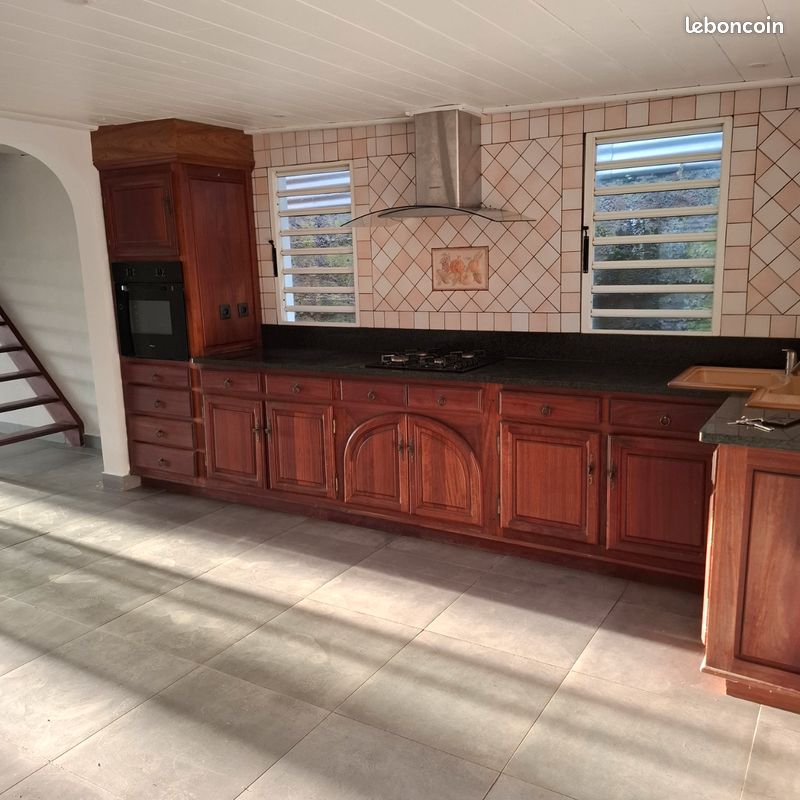 Maison 7 pièces 120 m² · à Saint-Paul · 120 m² · 1 750 €/mois