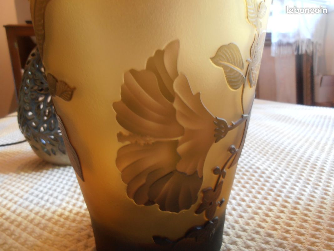 Très beau vase 'galle type' (image 9)