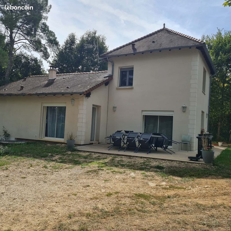 Maison 3 pièces 86 m² · à Saint-Front-la-Rivière · 86 m² · 180 000 €
