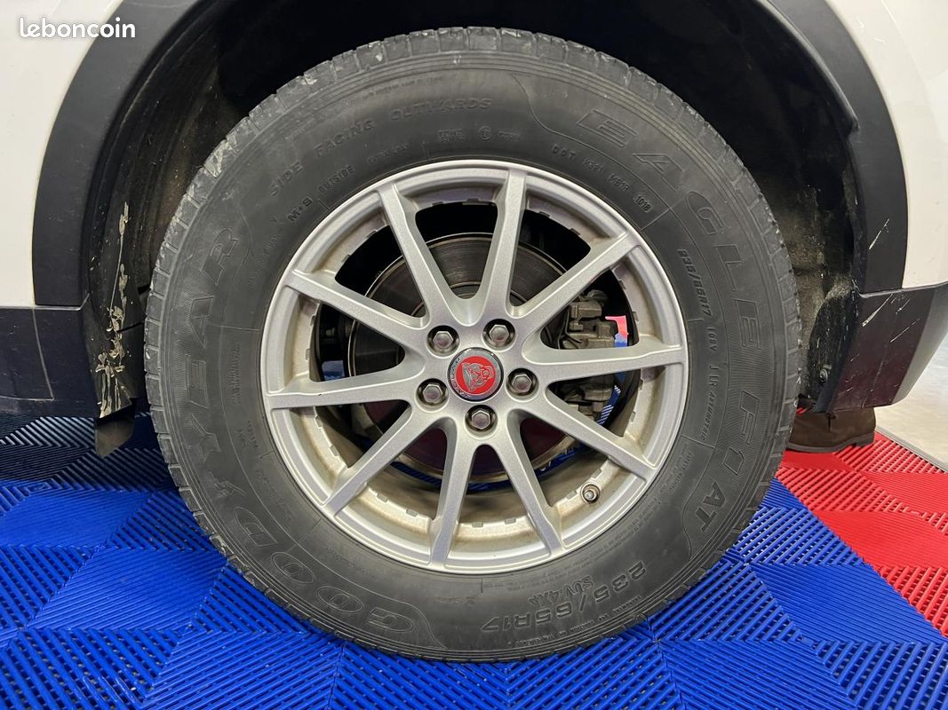 Jaguar e-pace 2.0 d150 150 awd (image 20)