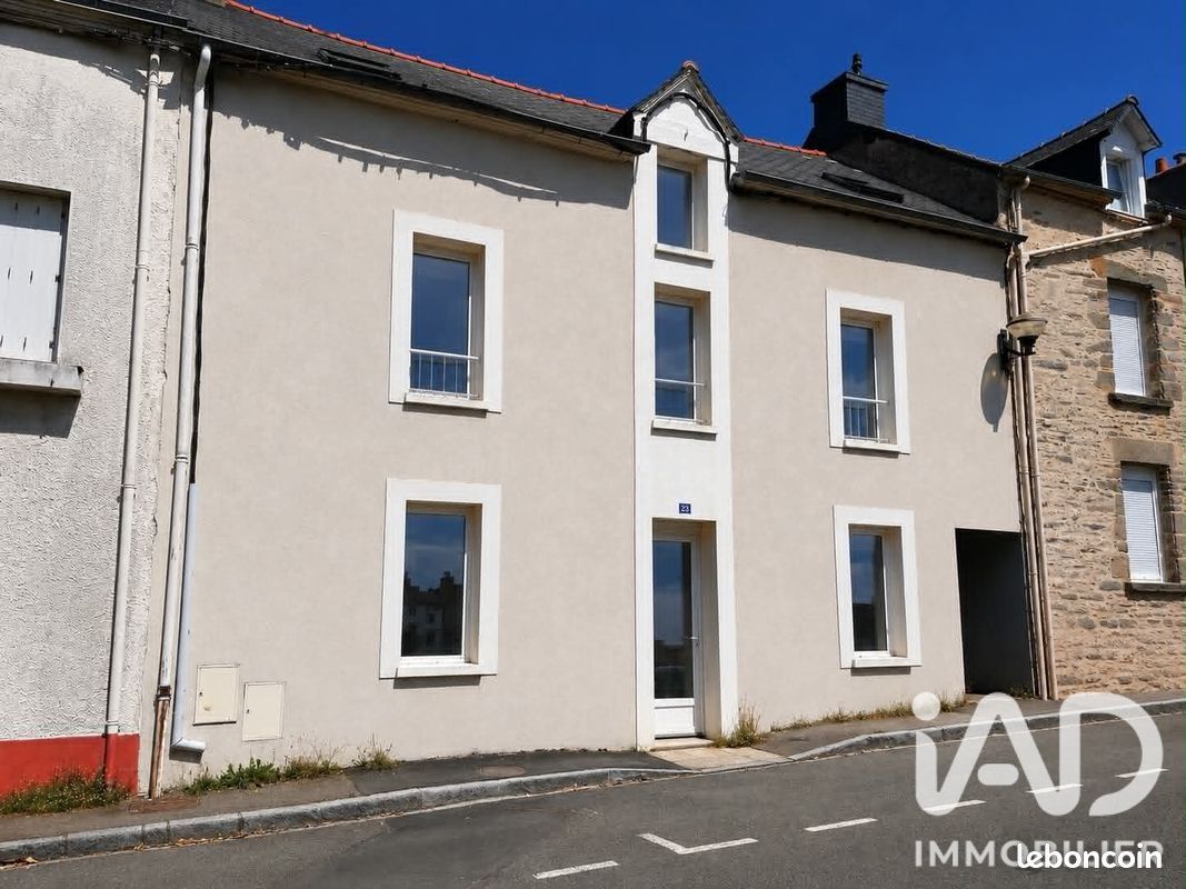 Immeuble 2 pièces 220 m² · à Saint-Nicolas-de-Redon · 220 m² · 315 000 €