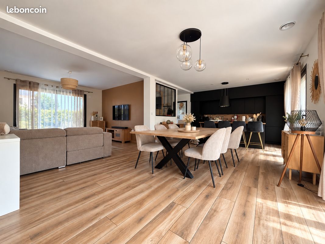 Maison 6 pièces 149 m² · à Gazeran · 149 m² · 625 000 €