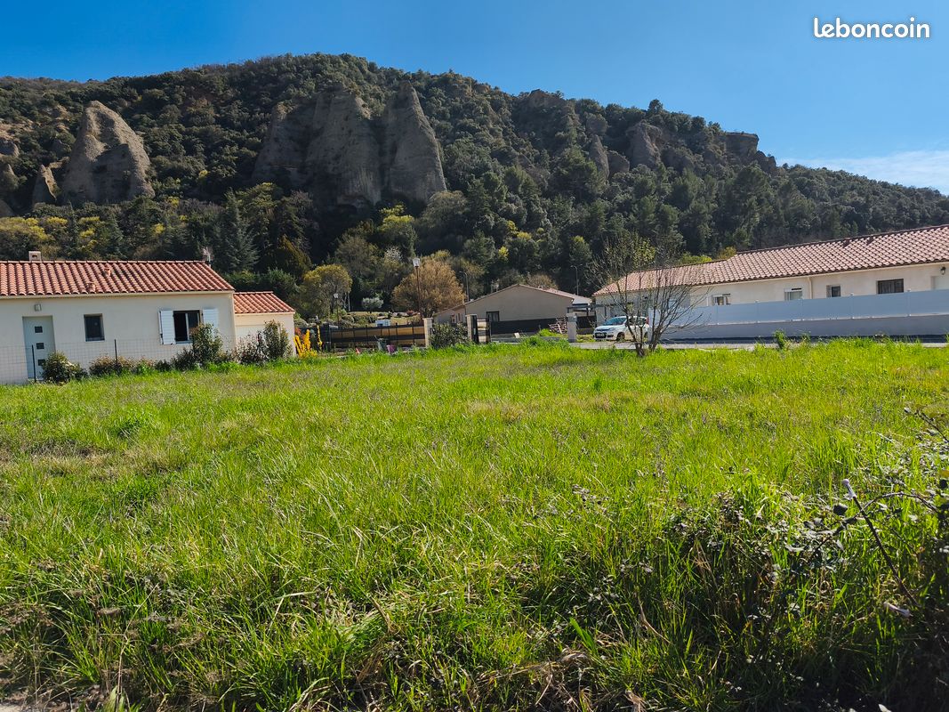 Terrain viabilisé 520 m2 · à Les Mées · 90 000 €