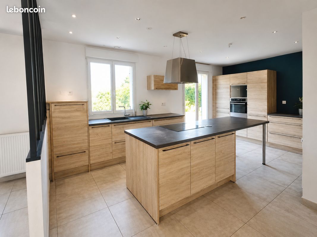 Maison 6 pièces 165 m² · à Gévezé · 165 m² · 400 000 €
