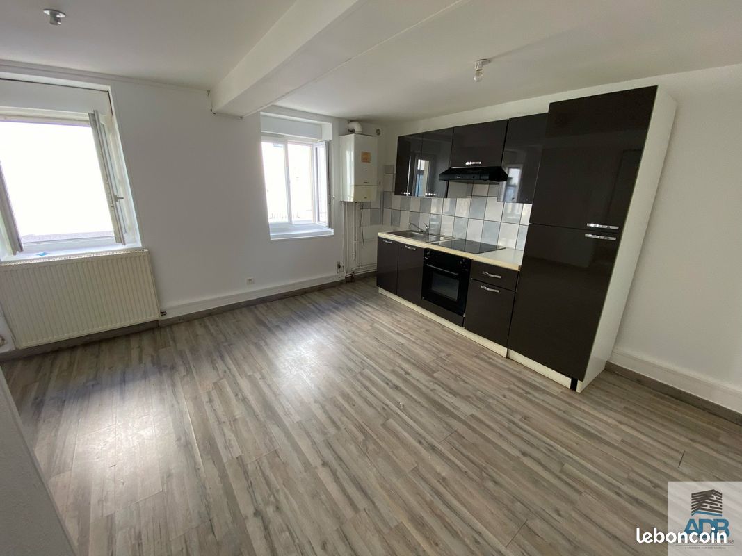 Appartement 2 pièces 46 m² · à Roanne · 46 m² · 438 €/mois