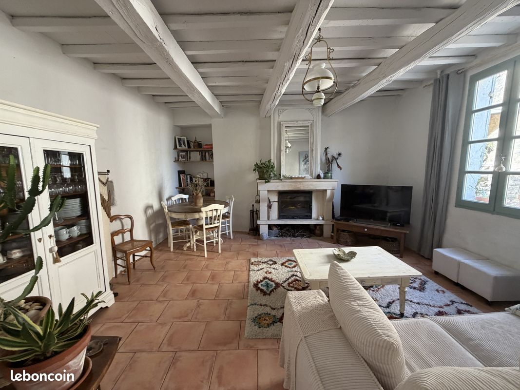 Maison 6 pièces 119 m² · à Saint-Quentin-la-Poterie · 119 m² · 319 000 €