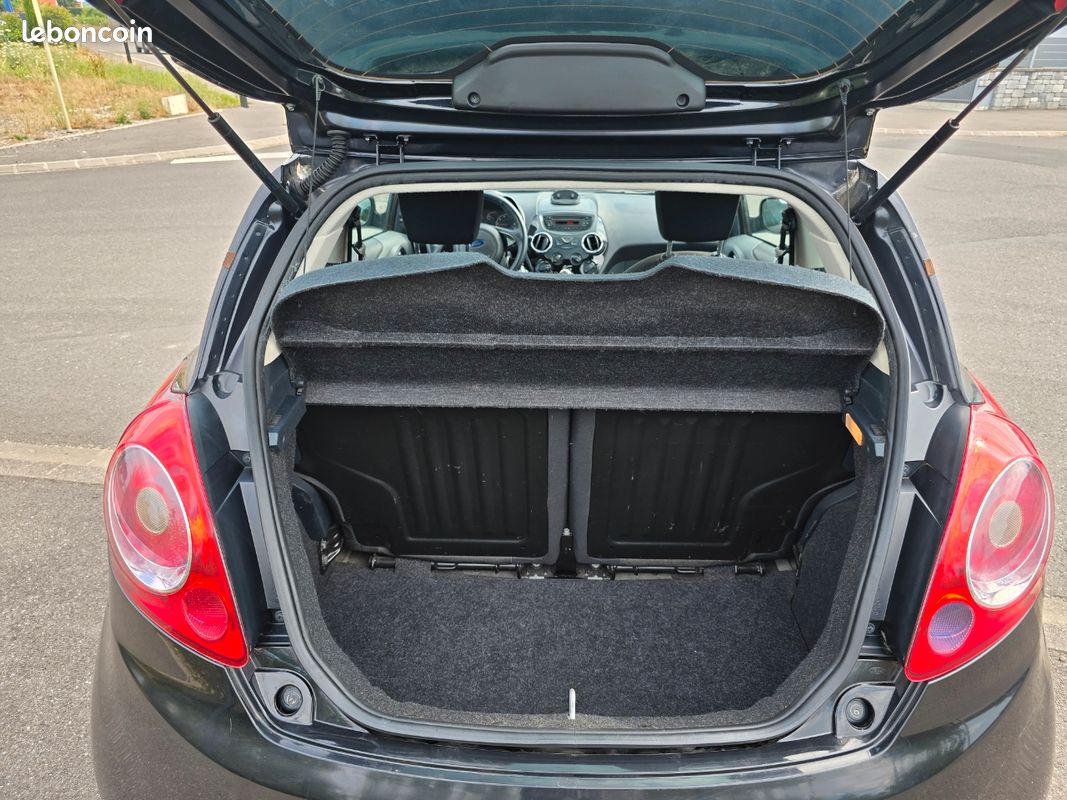 FIRD KA 1,2 i 69cv 4ch 4p 4p clim 117 000 km (image 8)