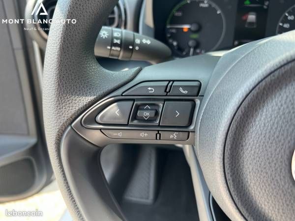 MAZDA Mazda2 Hybrid 1.5L CVT 116 ch Pure (image 10)