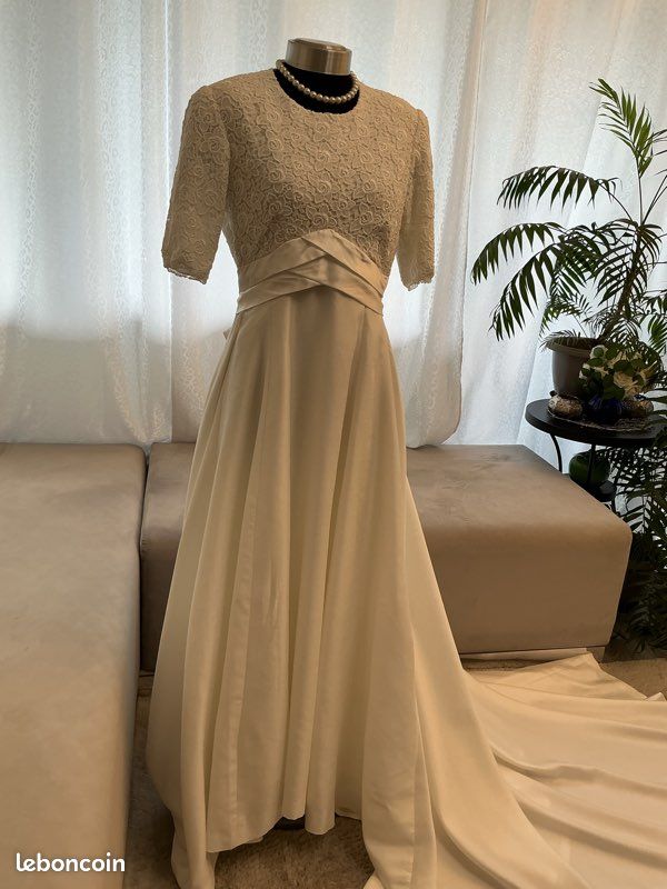 Robe de mariée vintage avec jupon et voile 38/42 (image 6)
