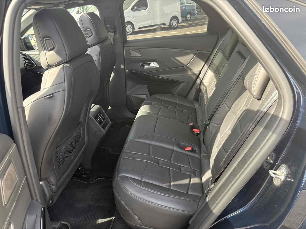 Ds DS 7 1.6 PLUG-IN HYBRID 4X4 300CH ETOILE (image 18)