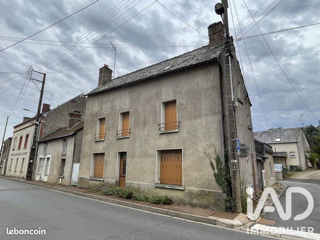 Maison 3 pièces 100 m² · à Herbault · 100 m² · 45 000 €