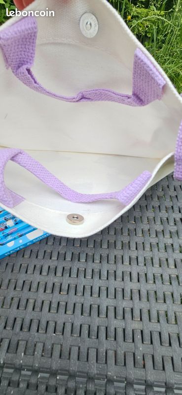 Sac fourre-tout Disney Stitch neuf (image 3)