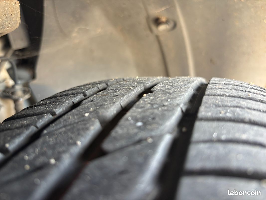 CITROEN C3 C3 1.4i 73ch Tic Tac CLIM/DISTRI NEUVE/PNEUS AR NEUFS (image 31)