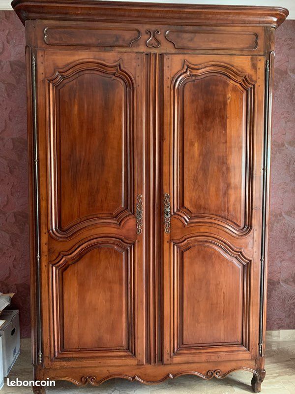 Armoire ancienne (image 1)