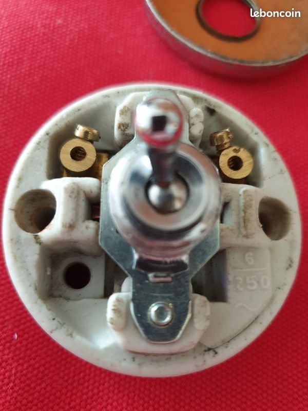 Interrupteur électrique ancien en porcelaine (image 4)