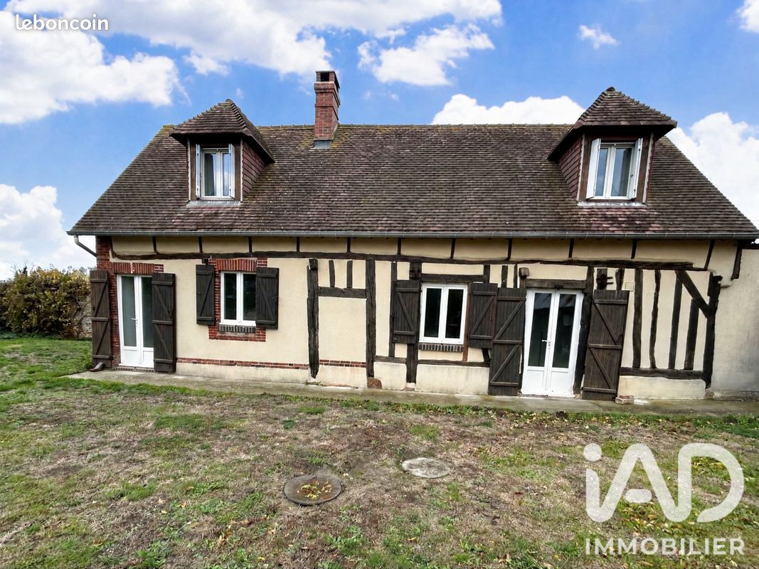 Maison 5 pièces 88 m² · à Breteuil · 88 m² · 142 000 €