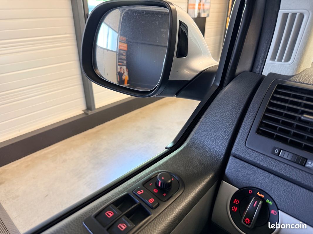 Volkswagen multivan t5 2.0 bitdi 180 ch bulli 4motion dsg7 - 7 places - moteur neuf garantie 2027 - webasto - ct vierge (image 24)
