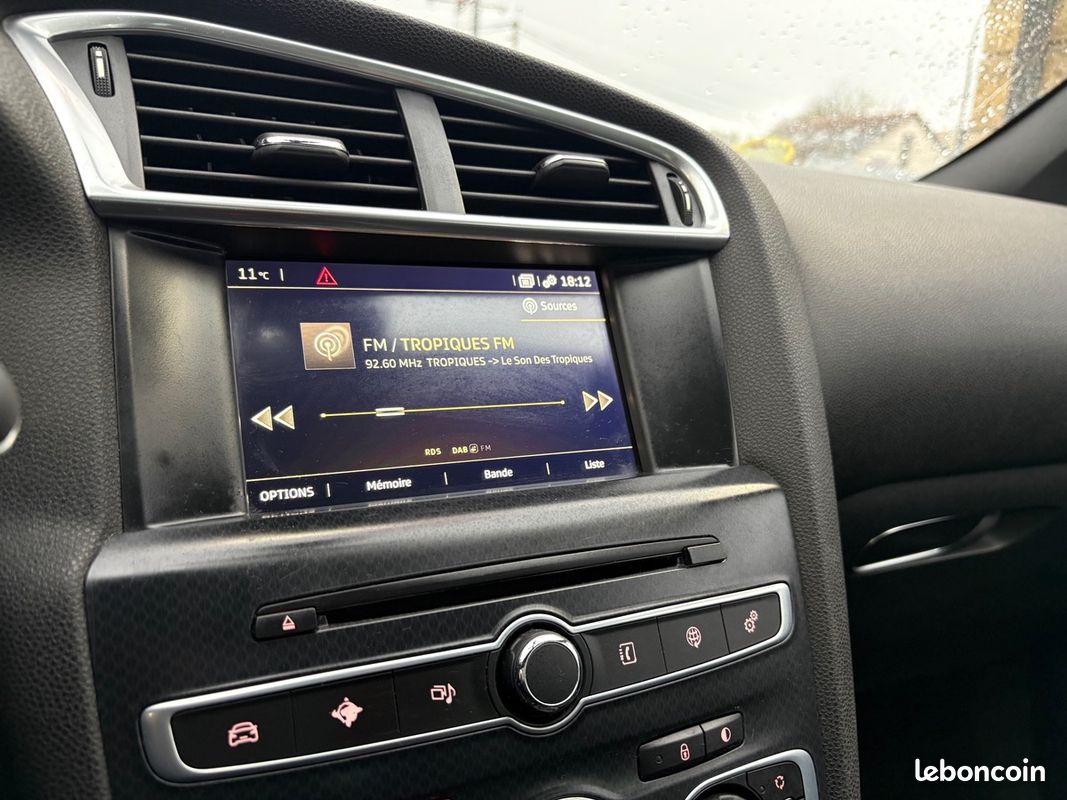 DS DS4 Crossback Sport Chic 1.6 bluehdi 120 EAT6 (image 19)