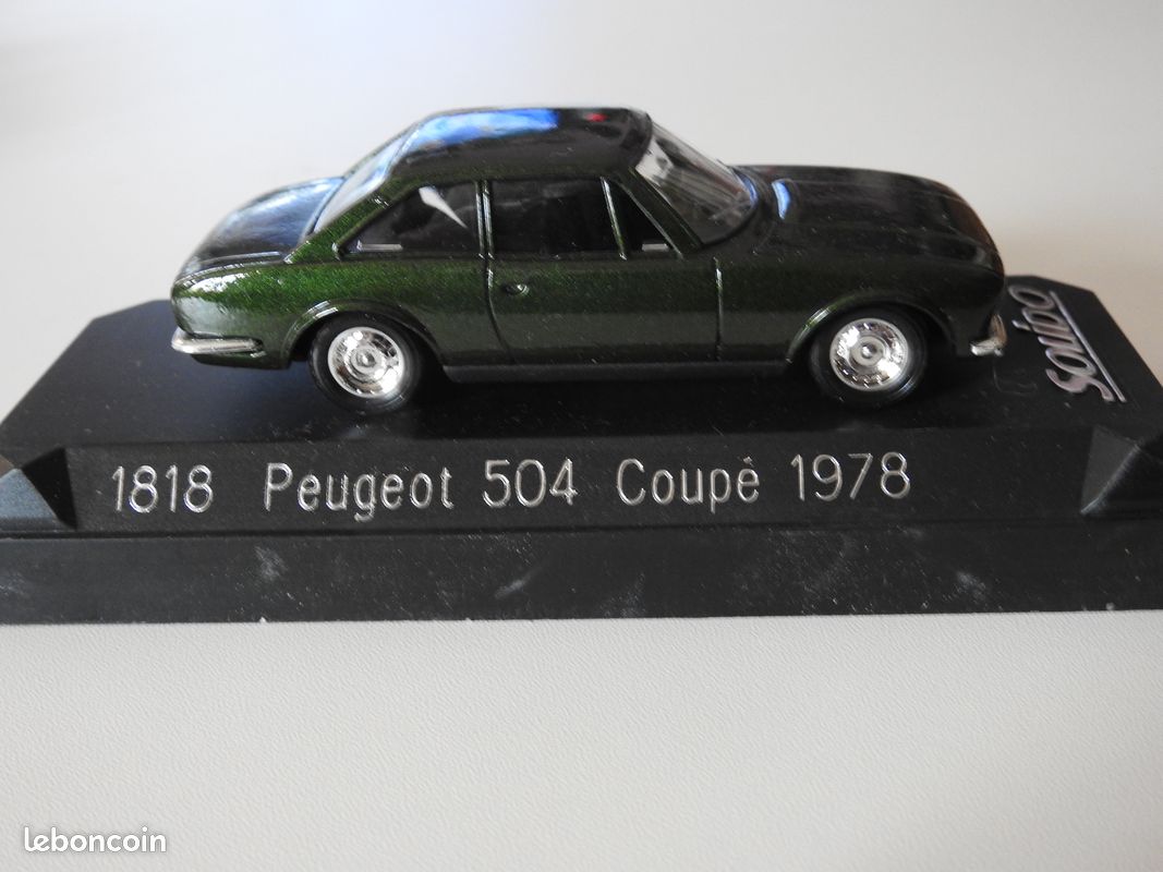 PEUGEOT 504 COUPE miniature de 1978 1/43 SOLIDO DANS SA BOITE (image 5)