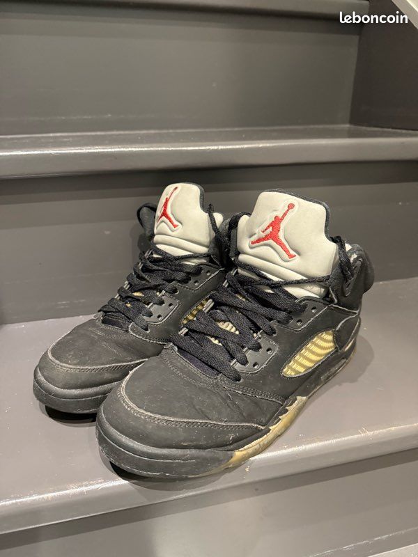 Jordan enfant taille Occasion bon état Chaussures