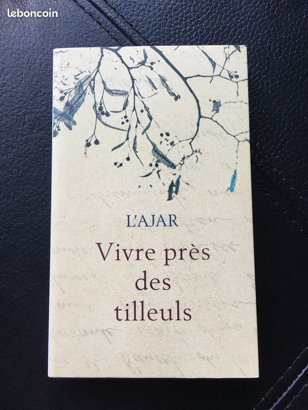Livre neuf : Vivre près des tilleuls (image 1)