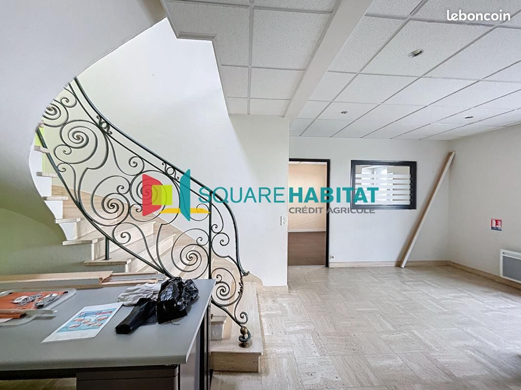 Maison 11 pièces 284 m² · à Broons · 284 m² · 232 000 €