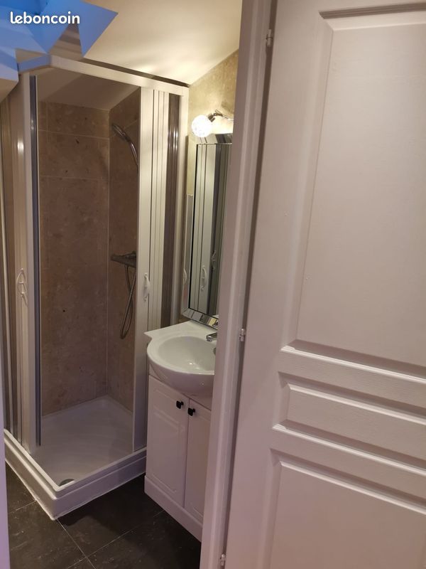 2 pièces 44 m² en plein centre Cannes à 2 mn à pied de la mer et du palais des festival (image 10)