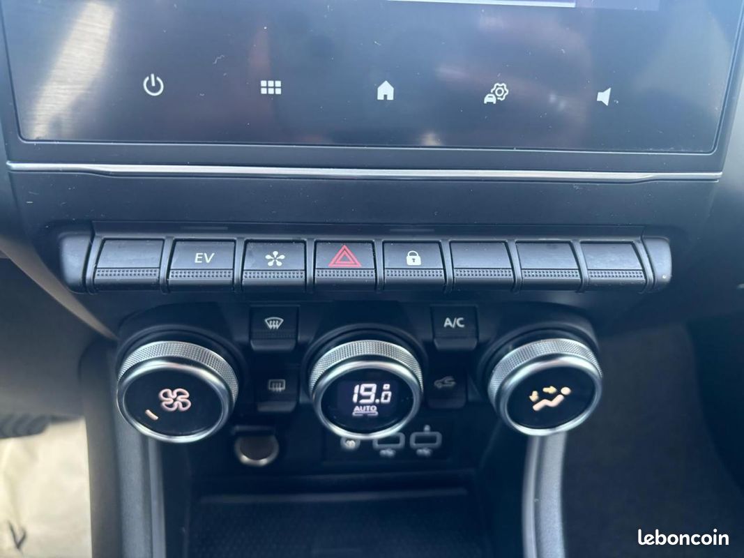 Renault captur intens e-tech hybride rechargeable 160 -21 (image 18)