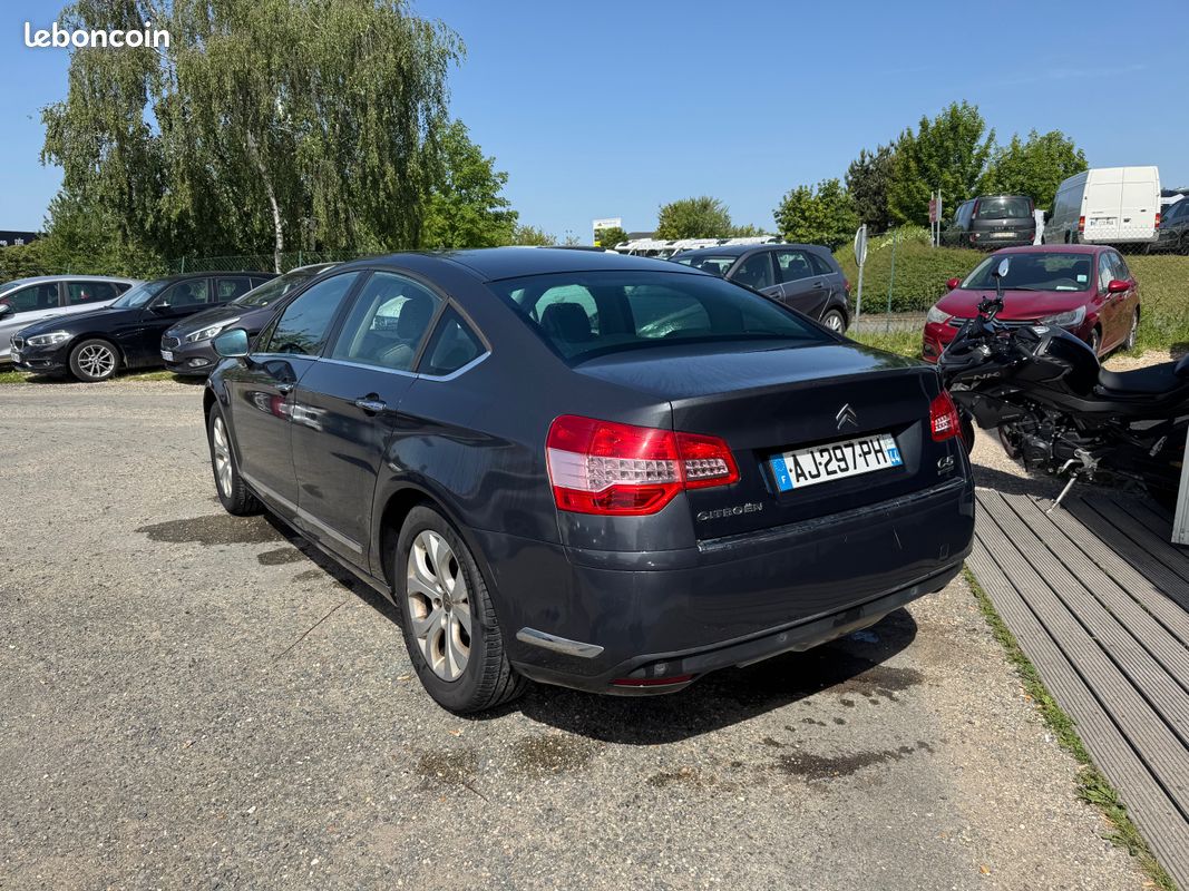 CITROEN C5 2.0 HDi 16V FAP Hydractive 136 cv (image 2)