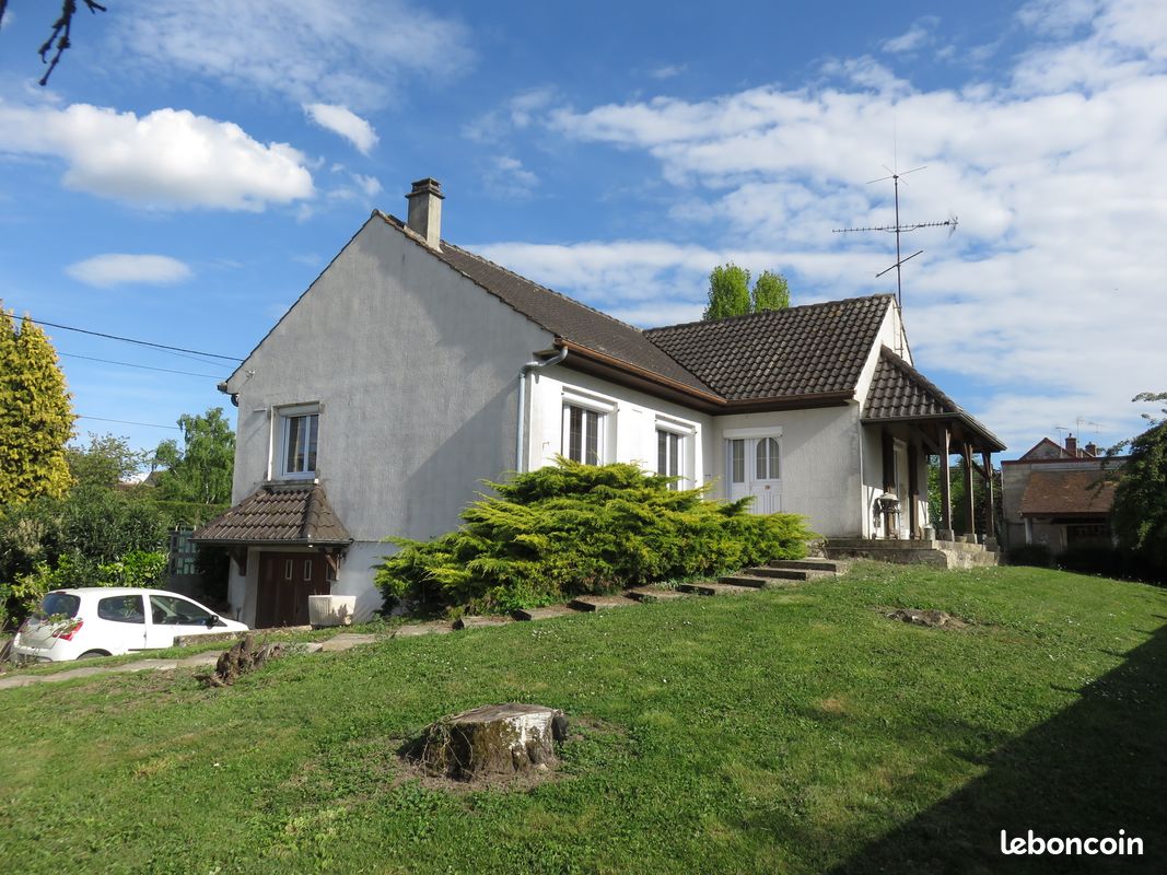Maison 6 pièces 150 m² · à Sainte-Colombe · 150 m² · 339 000 €