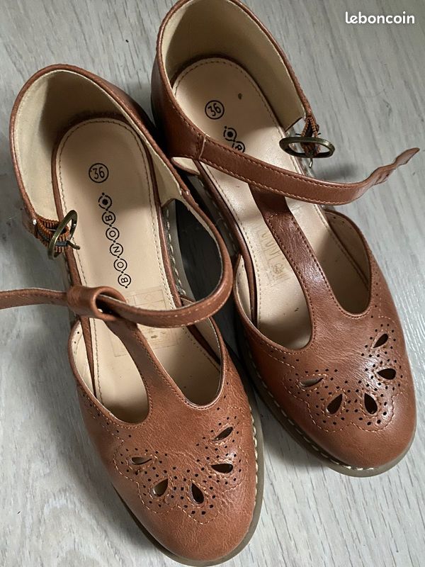 Bonobo Salome Chaussure Bonobo Bottes Talons Marron Salomé Talons - Main Image