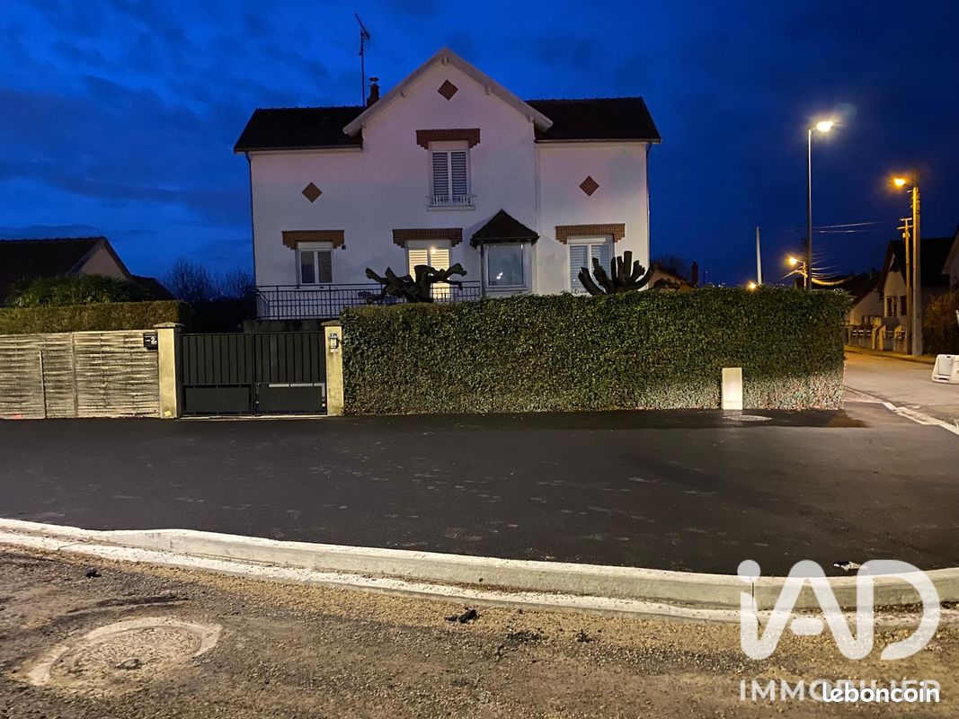 Maison 5 pièces 110 m² · à Saint-André-les-Vergers · 110 m² · 215 000 €