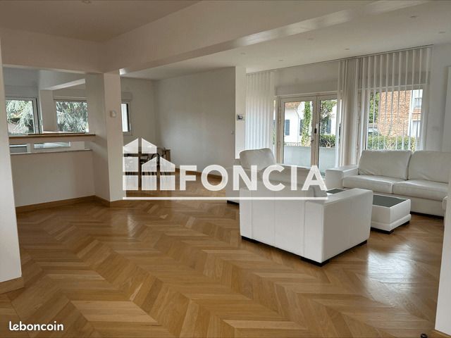 Appartement 5 pièces 124 m² · à Olivet · 124 m² · 1 200 €/mois