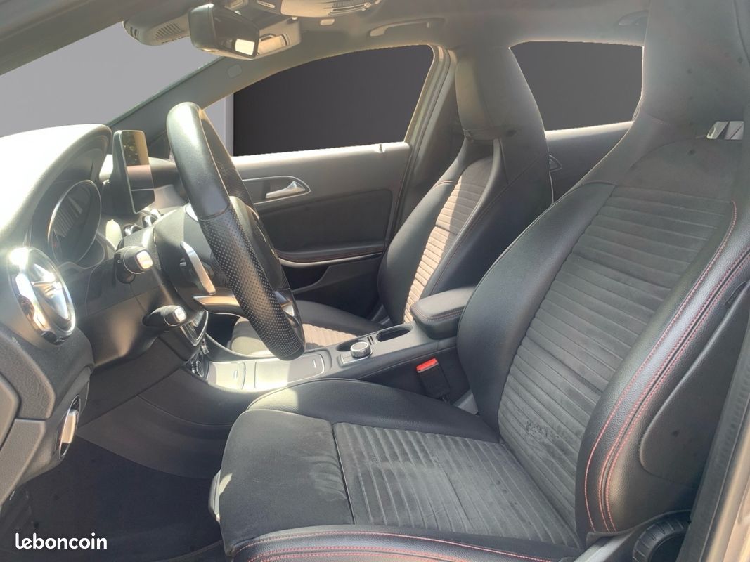 MERCEDES CLASSE GLA 200 SPORT EDITION BA Toit Ouvrant Panoramique caméra de recul carplay siège chauffant 156Ch Garantie 12 mois (image 9)