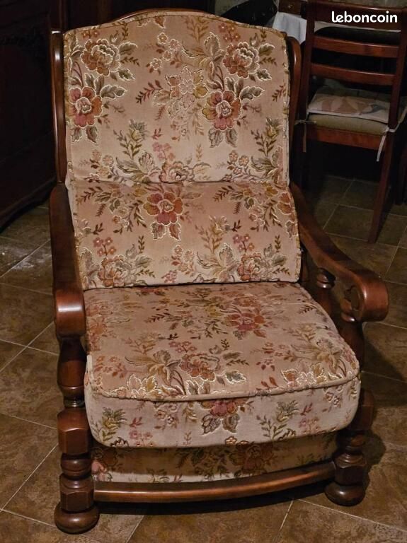 Canape vintage avec deux fauteuils (image 1)