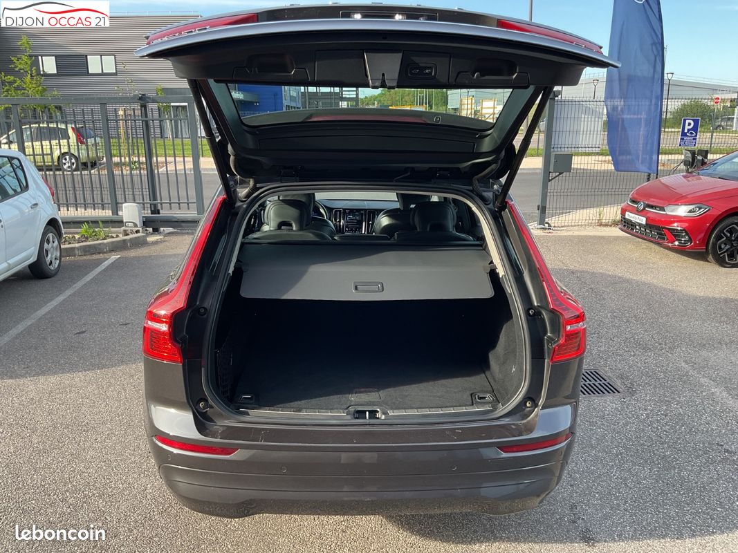 VOLVO XC60 B4 (Diesel) 197 ch Geartronic 8 R-Design (image 9)