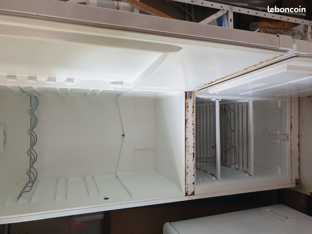 Combiné frigo congélateur (image 2)