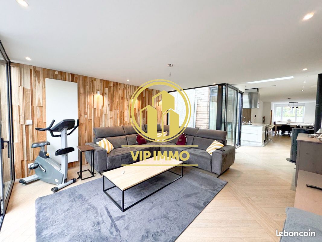Maison 8 pièces 170 m² · à Marquette-lez-Lille · 170 m² · 329 000 €