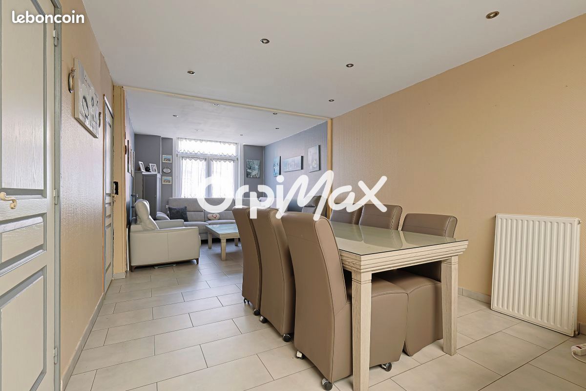 Maison 4 pièces 139 m² · à Tourcoing · 139 m² · 205 000 €