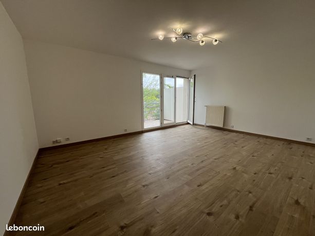 Appartement a louer plaisir - 4 pièce(s) - 78 m2 - Surfyn