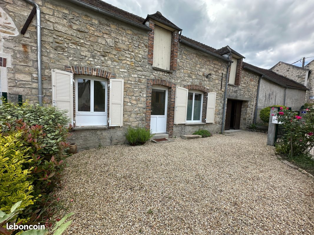 Maison 3 pièces 55 m² · à Villecerf · 55 m² · 238 000 €