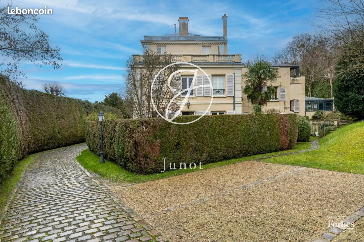 Appartement 4 pièces 74 m² · à Bougival · 74 m² · 440 000 €