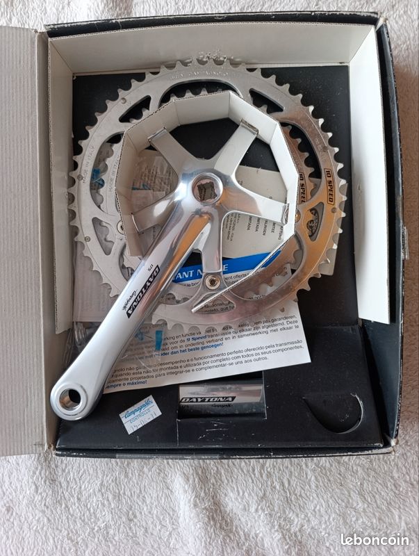 Ancien pédalier Campagnolo Athena British BSA 111 mm neuf dans sa boîte