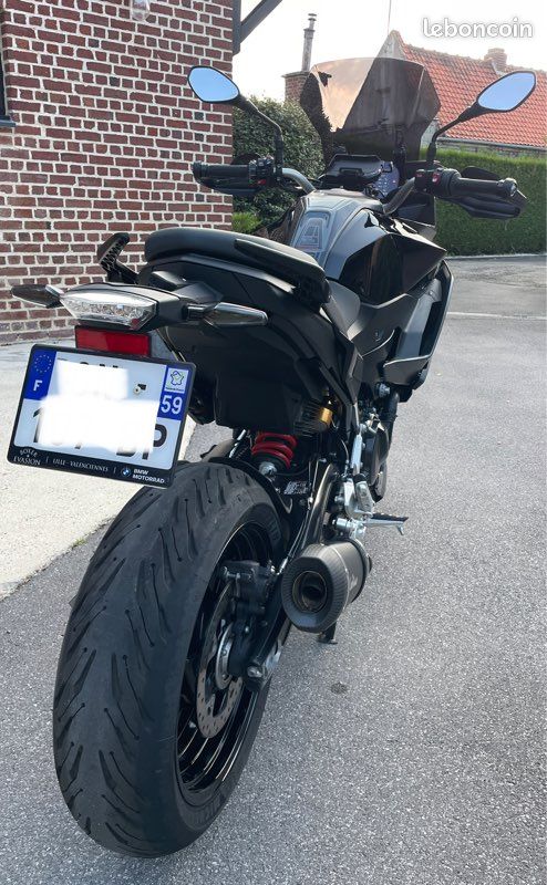 Bmw f900xr triple black (image 5)