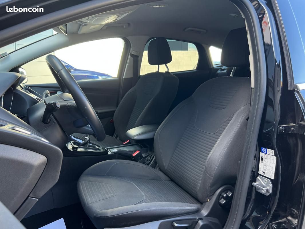 Ford Focus 1.0 EcoBoost 125 S&S Titanium / CAMERA KEYLESS DETECT ANGLE MORTS (image 6)