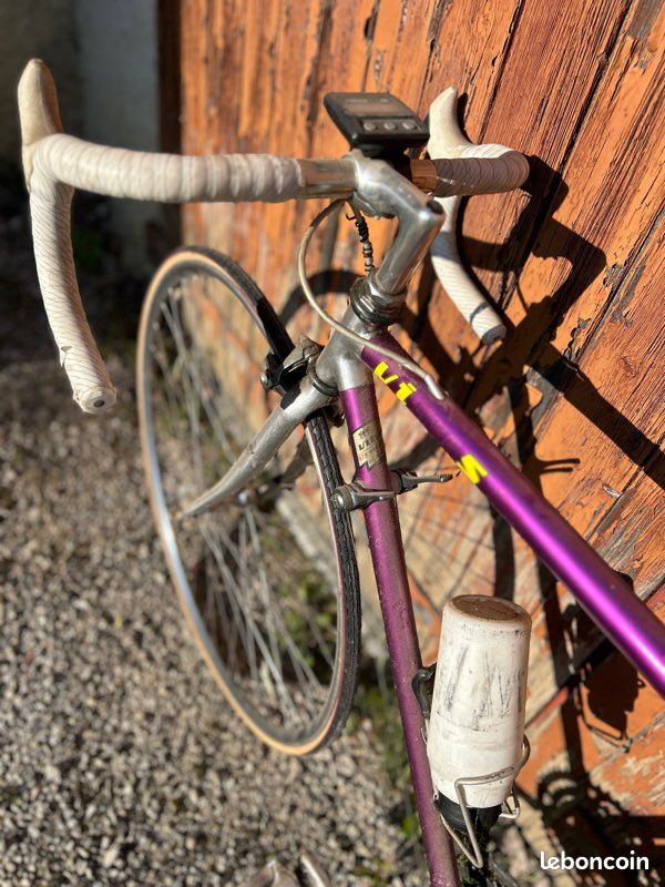 Vitus alliage noir vélo de course / 1,967 g/ 50 cm / cadre Dural 979