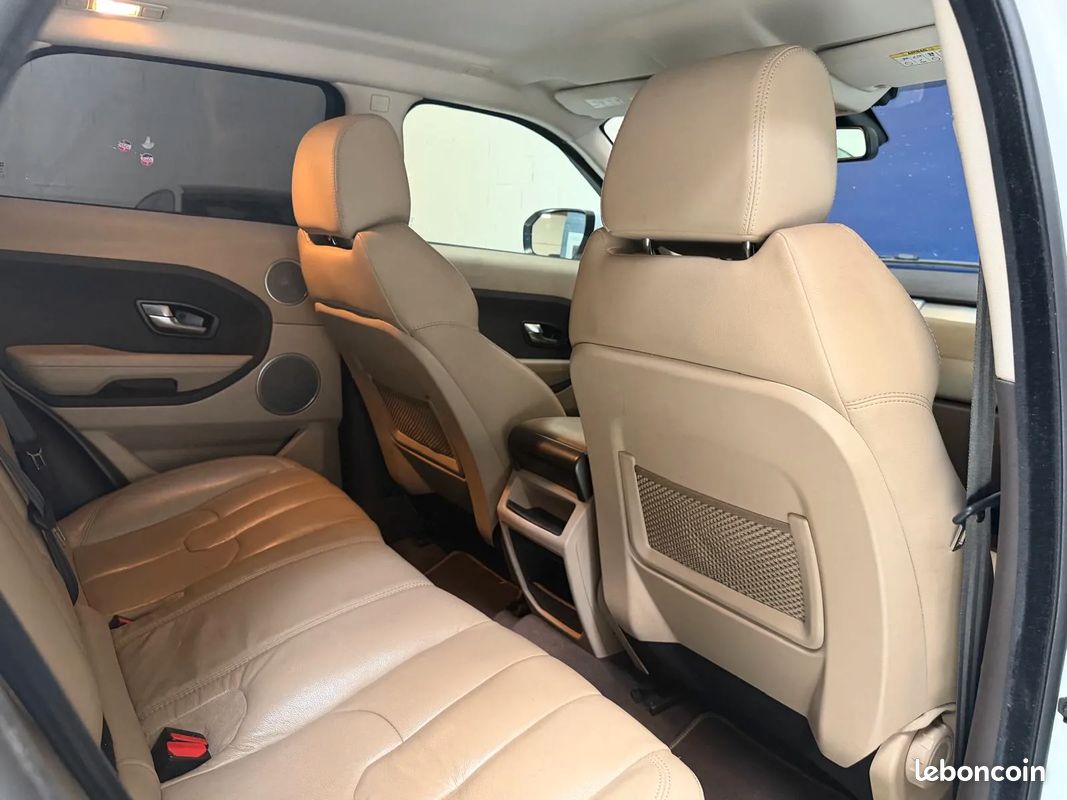 LAND-ROVER Range Rover Evoque 2.2 eD4 150ch Prestige - Origine France - Distribution 2025 - Cuir Chauffants - Caméra de Recul - Navigation (image 10)