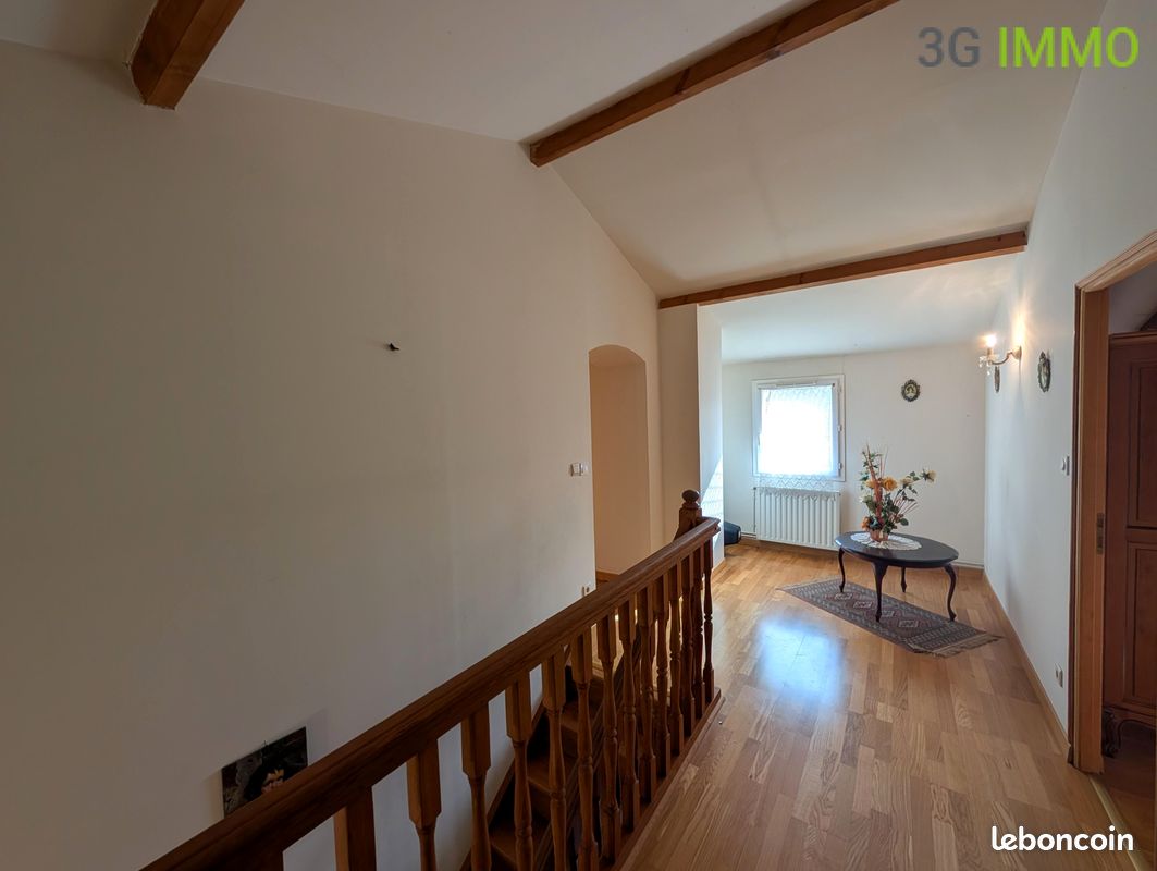 Ensemble immobilier avec grand terrain possible (image 9)
